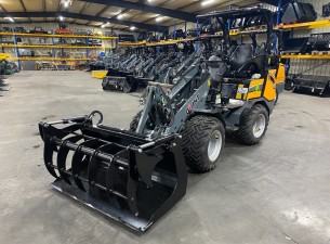 2025 Giant Pelikaanbak 140cm met gesneden tanden