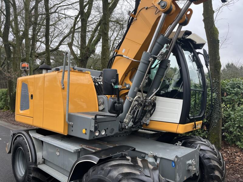 2015 Liebherr A914-Li VK7832 | Graafmachine | Mobiele graafmachine