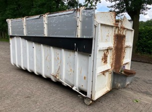 Vossebelt Container 660cm met 3/4 klep en kiepklep