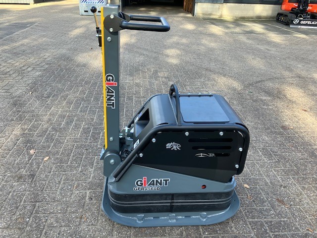 2022 Giant GPR4560De Trilplaat VK8698 | Grondverdichting | Trilplaat