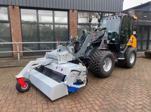 1 M-Sweep HSTV 600SP 175 G Veegmachine Giant