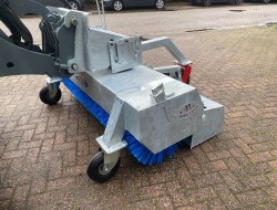 1 M-Sweep HSTV 600SP 175 G Veegmachine Giant VK9020 | Aanbouwdelen | Veegmachine / Borstel