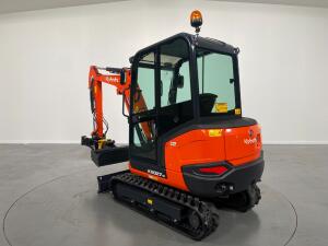 2025 Kubota KX027-4 Hi Spec + Engcon EC204-CW05