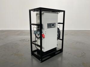 2026 Giant High-Frequency-Charger (Snellader) IP54 48V/300A + transportkast