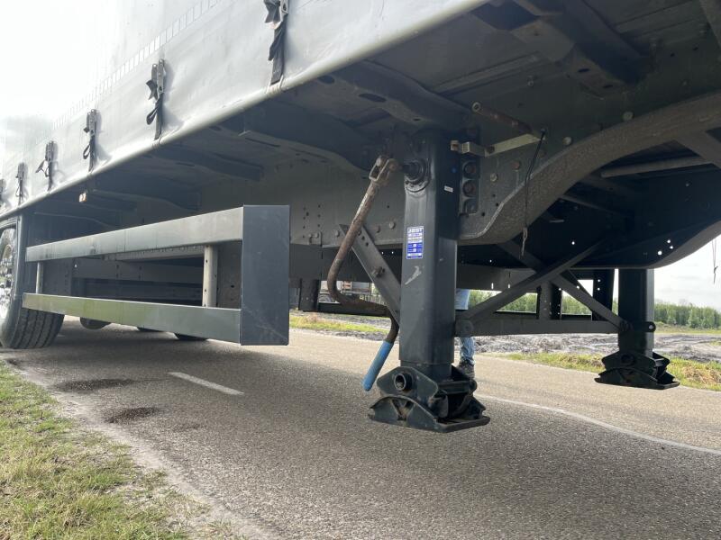 2018 Schmitz Cargobull 3CB 3ST Schuifzeil Oplegger - Liftas - Laadklep - Schuifdak - Alcoa LT587 | Transport | Opleggers