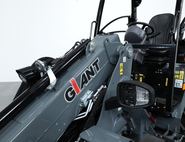 2025 Giant G2700 TELE HD+ TRACKS ADV1130 | Wiellader | Mini Shovel