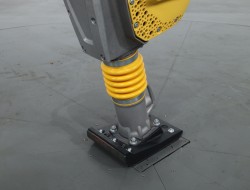 1 Bomag BT60 ADV1145 | Grondverdichting | Stamper