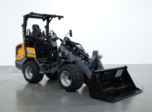 2025 Giant G2700E X-tra