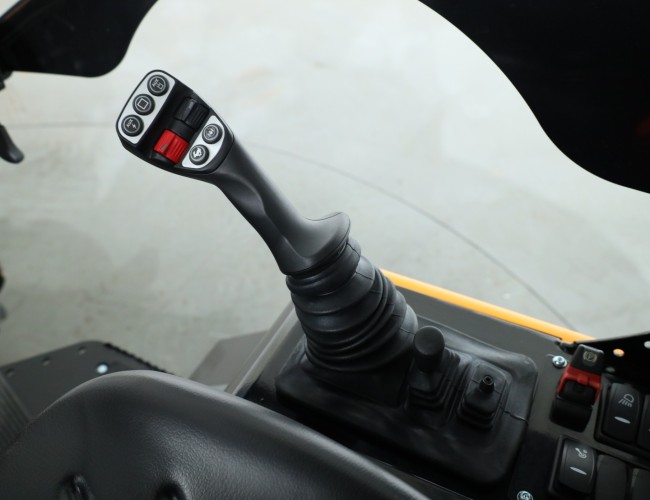 2025 Giant G2700 HD+ (Jubileum Editie) VK9922 | Wiellader | Mini Shovel