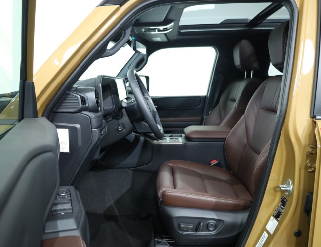 2024 Toyota Land Cruiser LC250 First Edition Grijs Kenteken VK9928 | Transport | Auto's