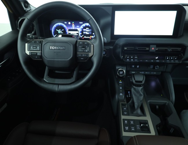 2024 Toyota Land Cruiser LC250 First Edition Grijs Kenteken VK9928 | Transport | Auto's