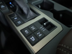 2024 Toyota Land Cruiser LC250 First Edition Grijs Kenteken VK9928 | Transport | Auto's