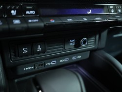 2024 Toyota Land Cruiser LC250 First Edition Grijs Kenteken VK9928 | Transport | Auto's