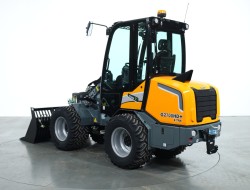 2025 Giant G2700 X-tra HD+ (Cabine) VK10038 | Wiellader | Mini Shovel