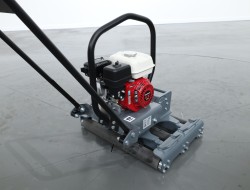 1 Giant GT0866G Trilplaat - Rollentriller VK10044 | Grondverdichting | Trilplaat