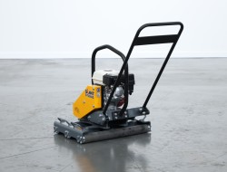 1 Giant GT0866G Trilplaat - Rollentriller VK10044 | Grondverdichting | Trilplaat