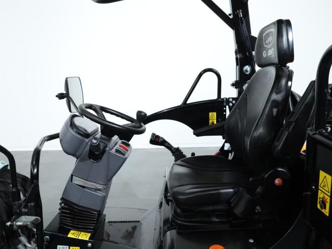 2025 Giant G2700 X-tra HD+ VV1469 | Wiellader | Mini Shovel