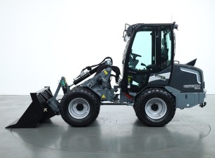 2025 Giant G2700 X-tra HD+ (Cabine)