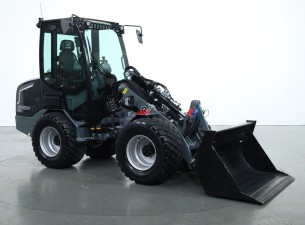 2025 Giant G2700 X-tra HD+ (Cabine)