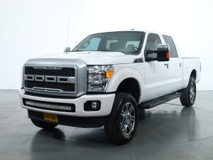 2015 Ford F250 Super Duty Platinum V8 6.2L Lariat Benzine