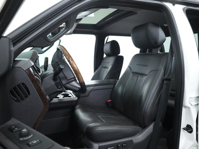 2015 Ford F250 Super Duty Platinum V8 6.2L Lariat Benzine VT809 | Transport | Auto's