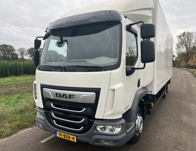2024 DAF LF230 Bakwagen 720cm met laadklep VT815 | Transport | Vrachtwagen
