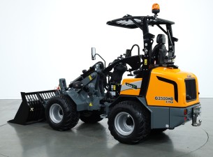 2025 Giant G2500 X-tra HD