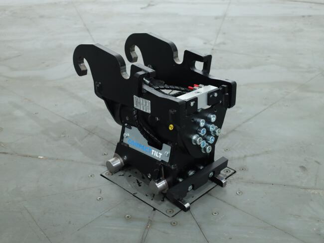 2026 Compacttilt CT3 Kantelstuk CW05 - CW05 Afneembaar ADV1299 | Aanbouwdelen | Kantelstuk