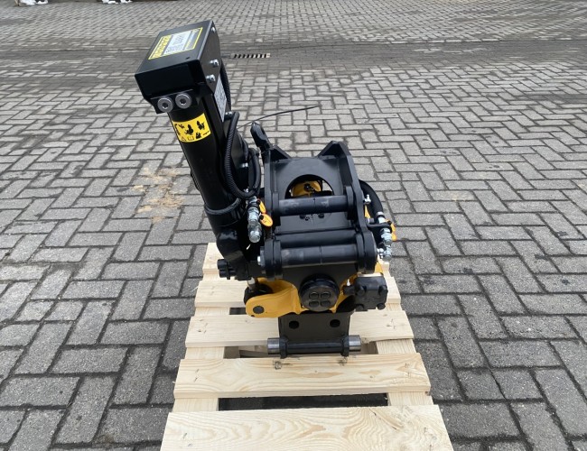 2025 Engcon EC204 Tiltrotator KX027-4 - CW05 SS9 VK10394 | Aanbouwdelen | Draaikantelstuk