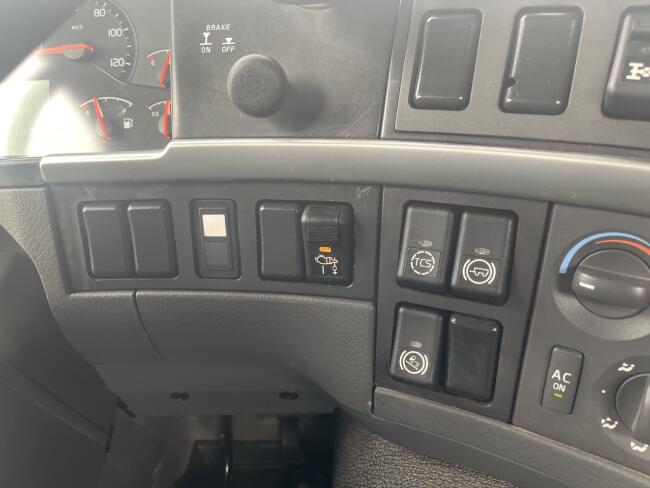 2010 Volvo FM 330 6x4 Haakarm 21T Euro5 VT871 | Transport | Vrachtwagen