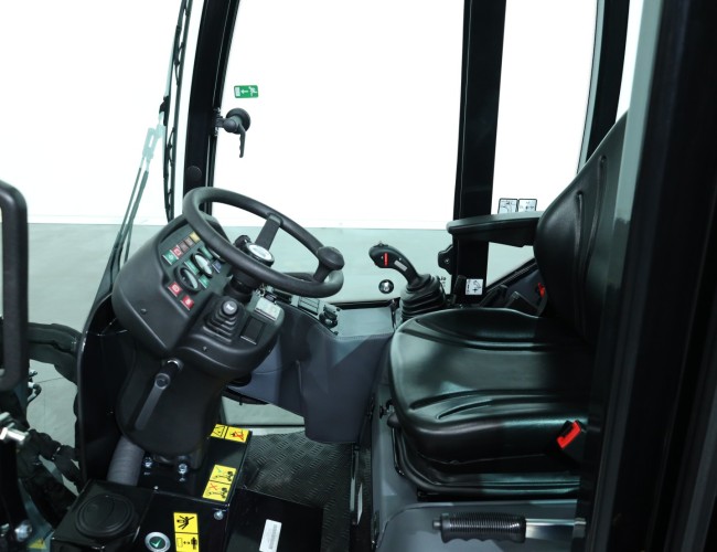 2025 Giant G2500 X-tra HD (Cabine) VK10416 | Wiellader | Mini Shovel