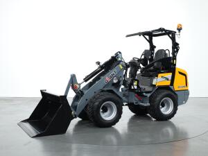 2025 Giant G2500 HD VK10429