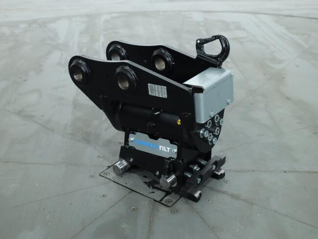 2026 Compacttilt CT6-HS2 Kantelstuk CW05 - KX037 / KX042 / U36 ADV1305 | Aanbouwdelen | Kantelstuk