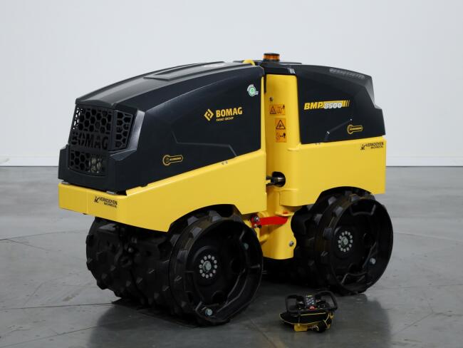 2026 Bomag BMP8500 + Economizer ADV1312 | Grondverdichting | Wals
