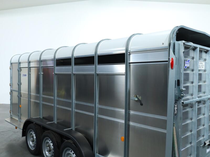 2026 Ifor Williams TA510 16x6 (497x178x182cm) Veetrailer 3-asser VT1020 | Aanhangwagen | Veetrailer
