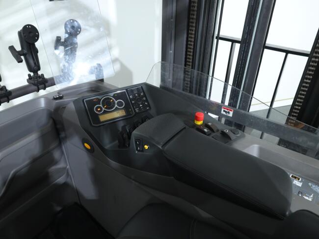 2022 Mitsubishi RB16N3H Reachtruck 10,8m VT1064 | Verreiker / Heftruck | Palletheftrucks