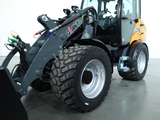 2025 Giant G5000 VV1519 | Wiellader | Mini Shovel