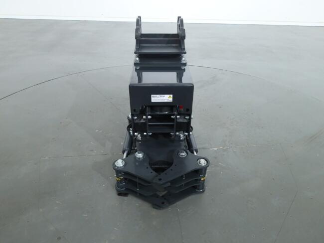 2026 Cangeo Plury W2 62 Trilblok met gripper CW10 (6-11t) VK11010 | Aanbouwdelen | Trilblok