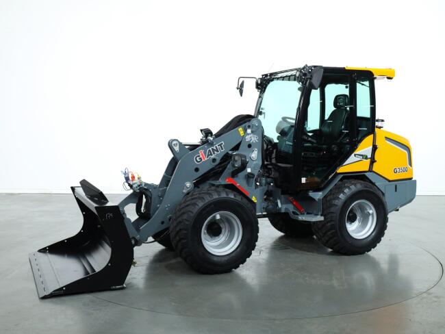 2026 Giant G3500 (Cabine) VV1529 | Wiellader | Mini Shovel